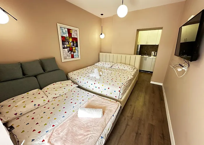 Delux City Inn